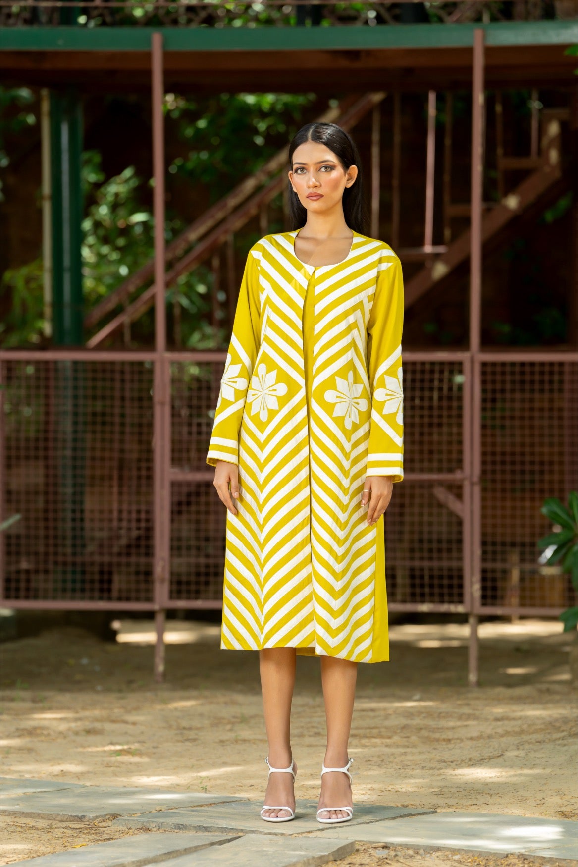 Aanchkala Statement Style II – Appliqué Edit