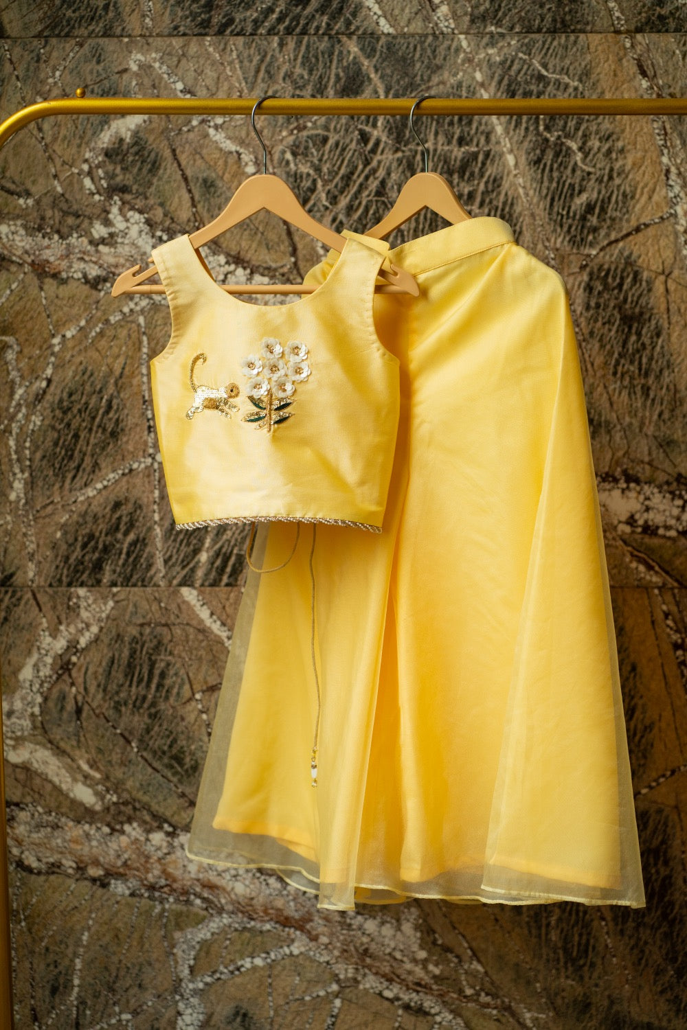 Silk Squirrel Motif Ensemble