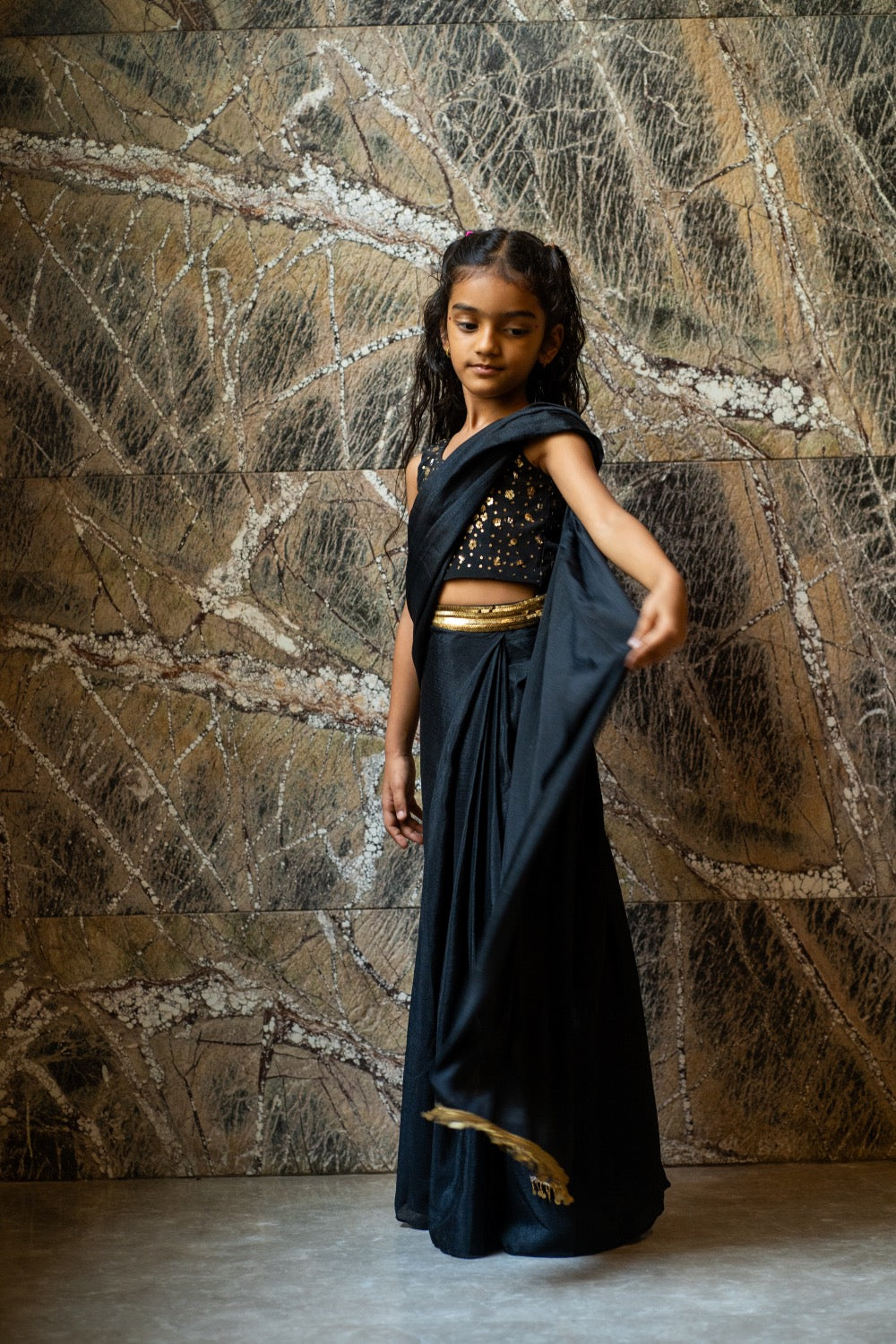 Sequinned Belt Pre‑stitched Saree Set